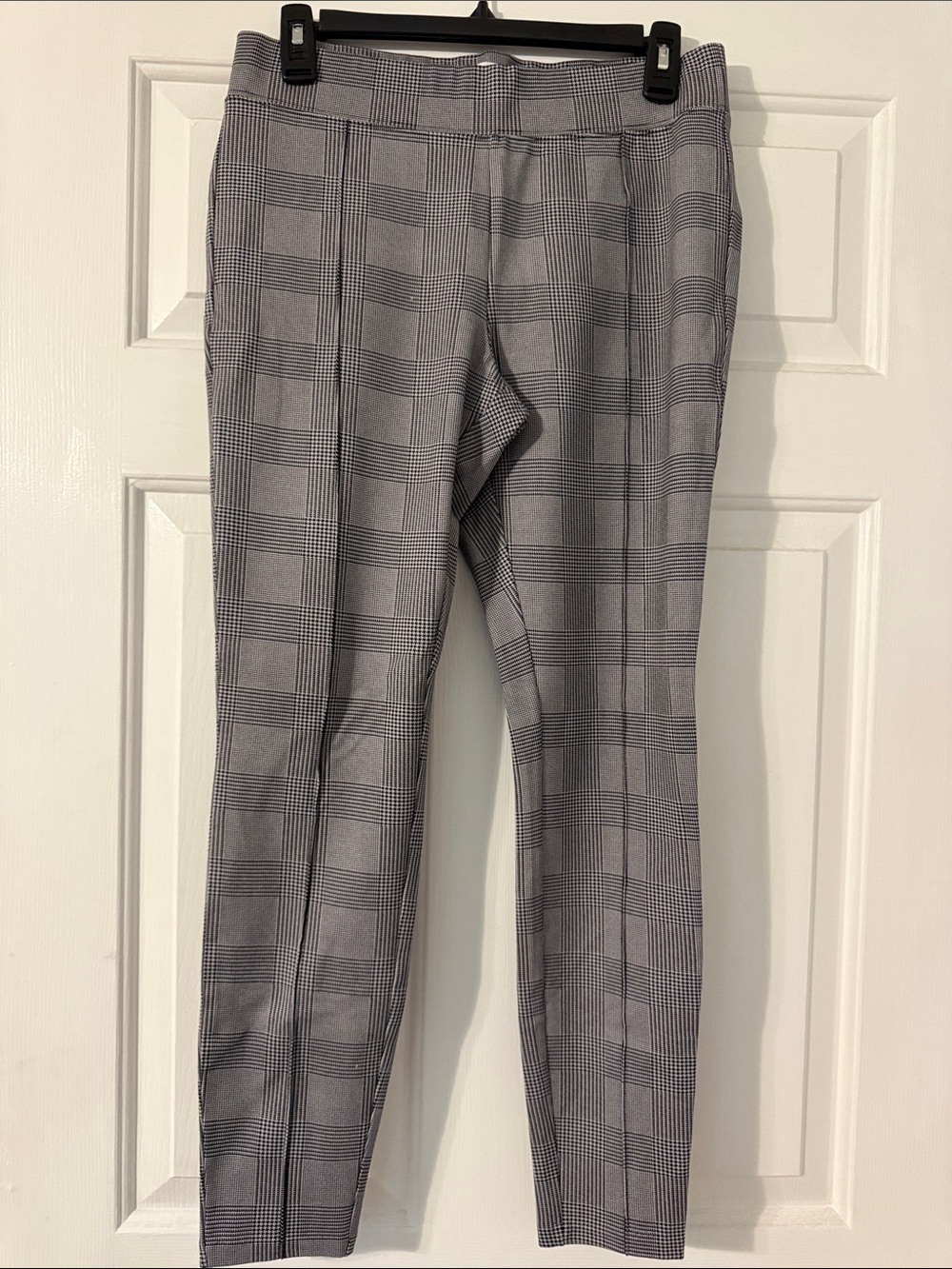 Old Navy Black and White Plaid Pants